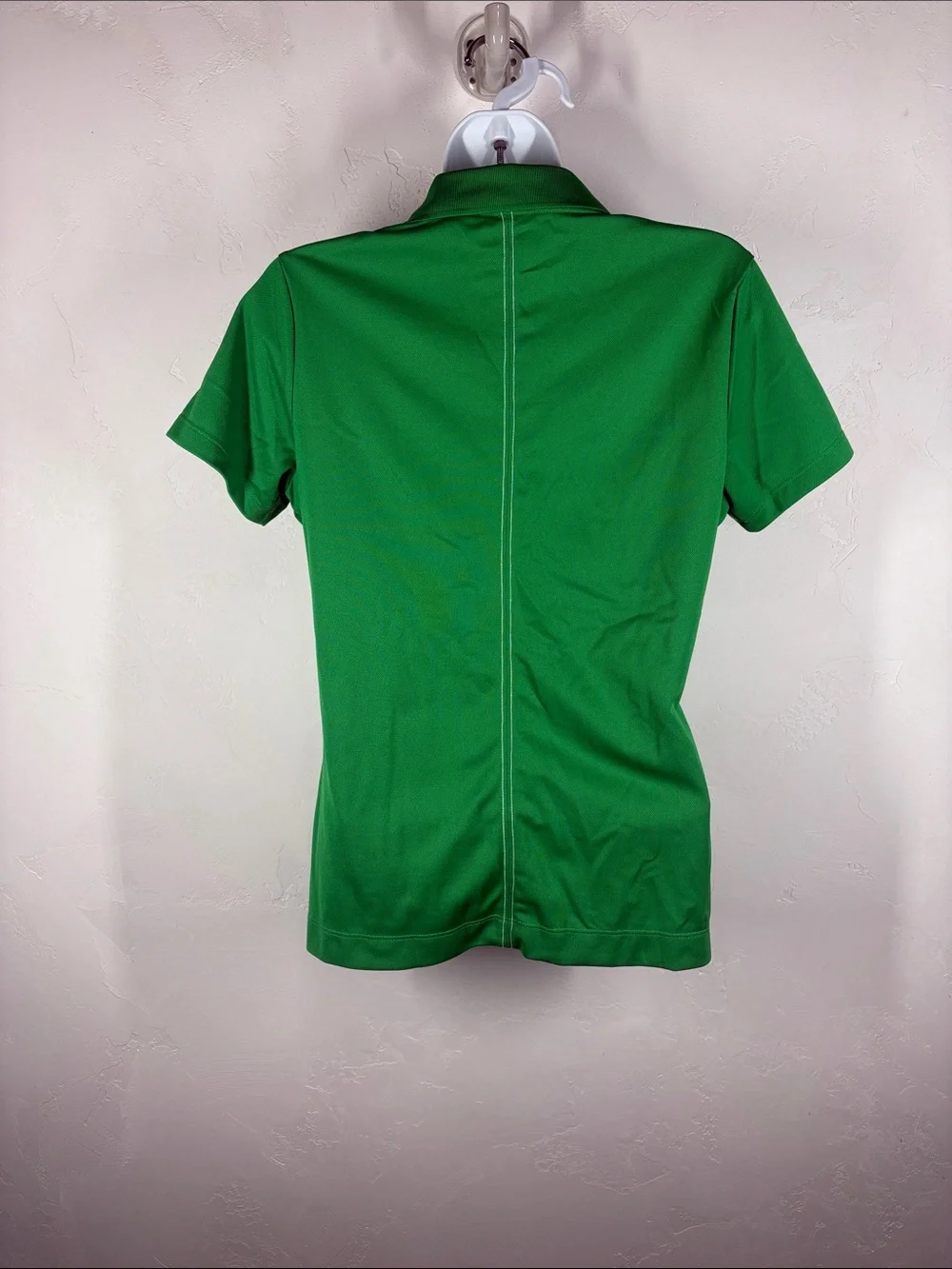 Nike Golf Women’s Green Button-Down Polo with Purina Dog Chow Patch size medium